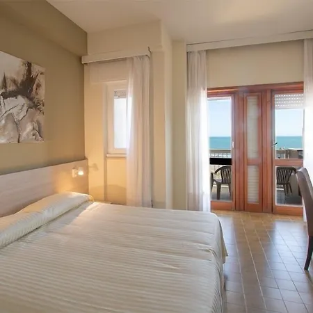 Hotel Scacciapensieri 3*