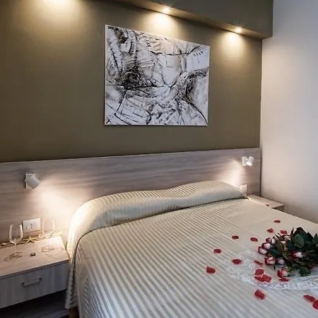 Hotel Scacciapensieri Nettuno