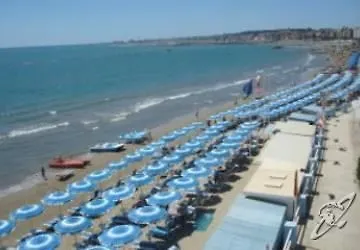 Scacciapensieri Otel Nettuno