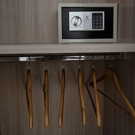 فندق Scacciapensieri