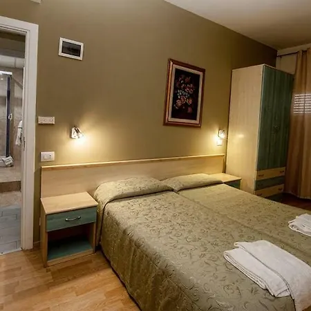 فندق Scacciapensieri